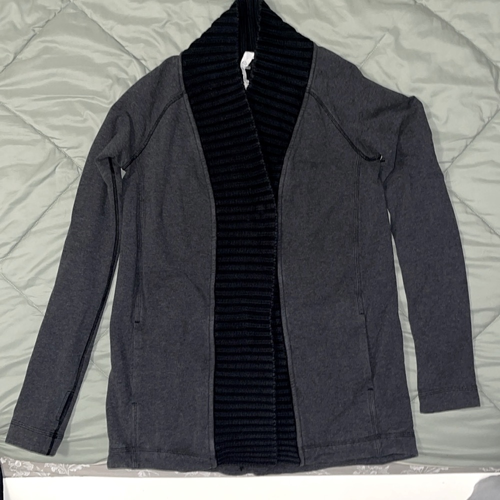 Lululemon Bliss Break Cardigan - Picture 2 of 8